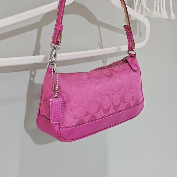 Vintage Coach Hamptons Demi Shoulder Bag Baguette Clutch (Pink) # 6094 - Picture 7 of 13